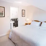 Woodside 4*