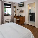 Woodside 4* Westport