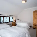 Woodside 4*
