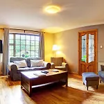Woodside Westport