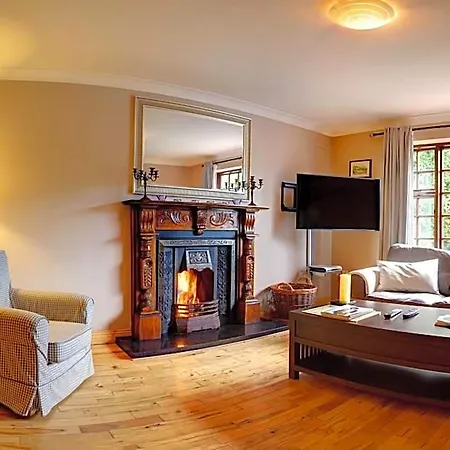 Woodside 4* Westport