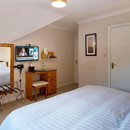 Pensión Woodside 4*