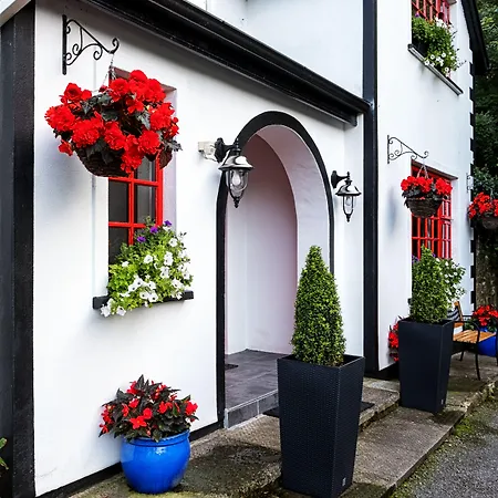 Woodside 4* Westport